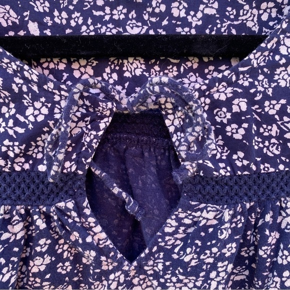 Lucky Brand Blue Ditsy Floral Peasant Keyhole 3/4 Puff Sleeve Blouse Sz M - Picture 2 of 10